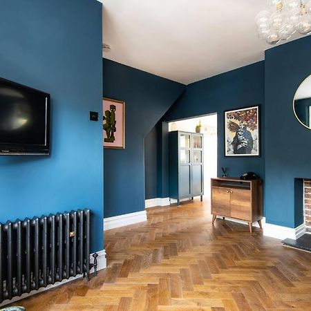 Вилла Newly Renovated Victorian House With Free Parking Брайтонн Экстерьер фото