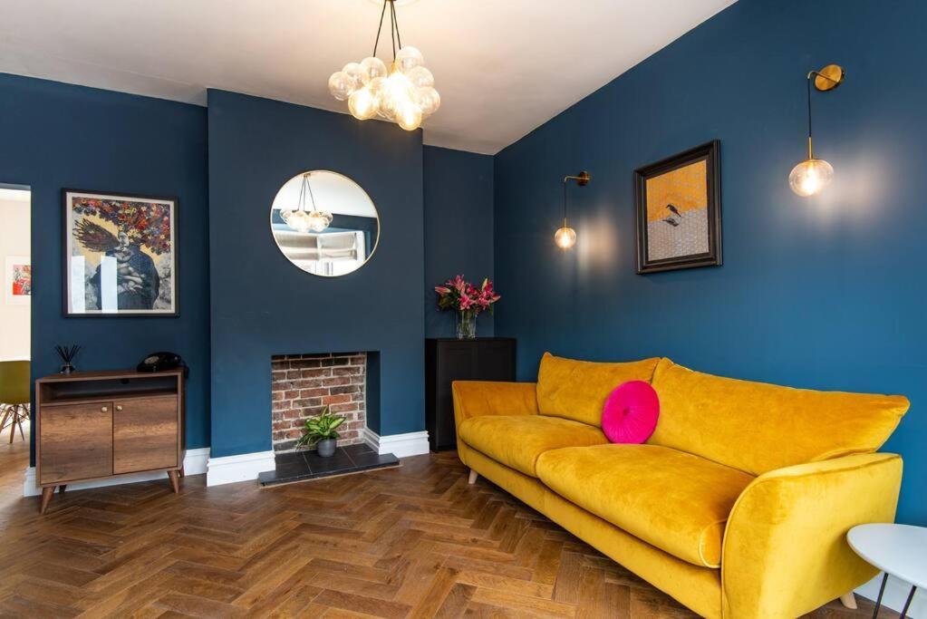 Вилла Newly Renovated Victorian House With Free Parking Брайтонн Экстерьер фото